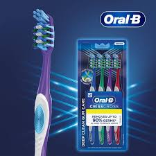 ORAL B  CRIS CROSS SOFT AND DEEP CLEAN